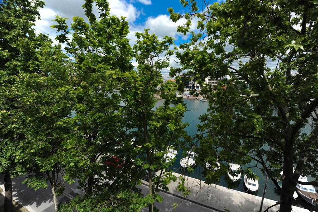Apartamento Feel Good Penthouse With Jacuzzi Zadar Exterior foto